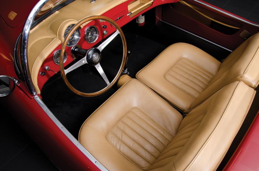  Lancia Aurelia B24 Spider America 1955 года  (фото 21 из 24)